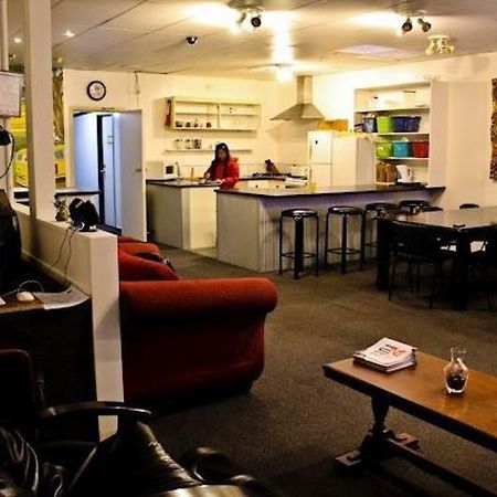 Eagles Nest Backpackers Hostel Хамилтън Екстериор снимка