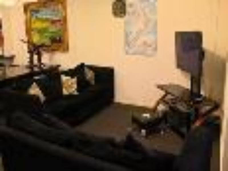Eagles Nest Backpackers Hostel Хамилтън Екстериор снимка